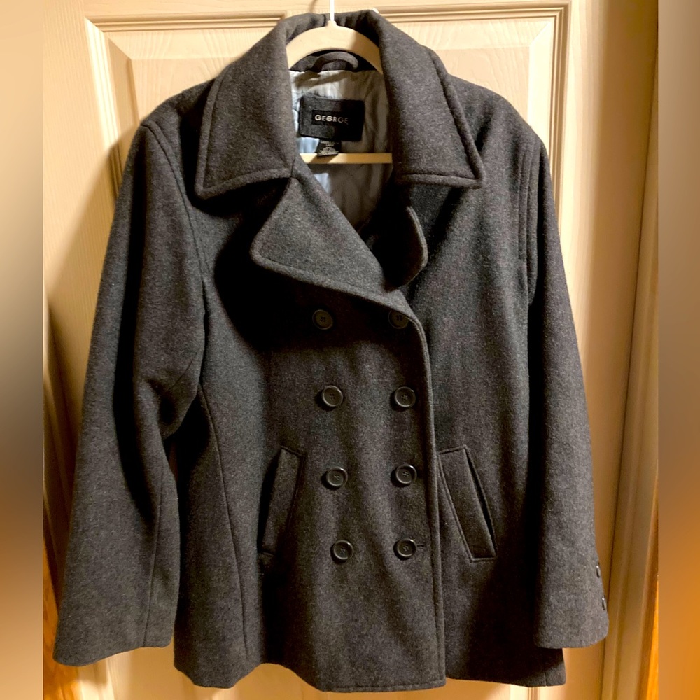 Women’s double breasted wool coat. Size Large